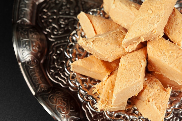 Assiette avec halva