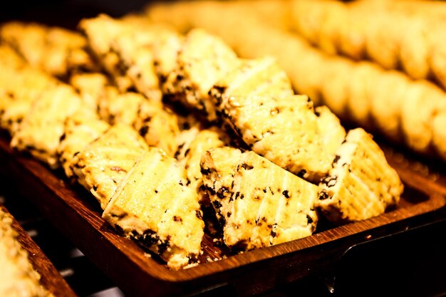 Assortiment de biscuits au thé et de biscuits aux pépites de chocolat