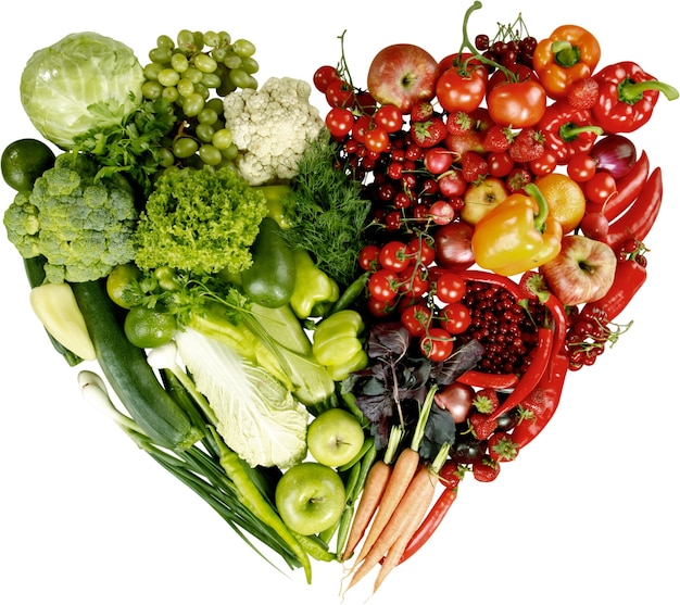 Assortiment de légumes frais et sains isolated over white