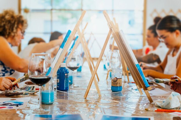 Atelier Art et Vin Toile Cabernet Expérience Artistique avec le Vin