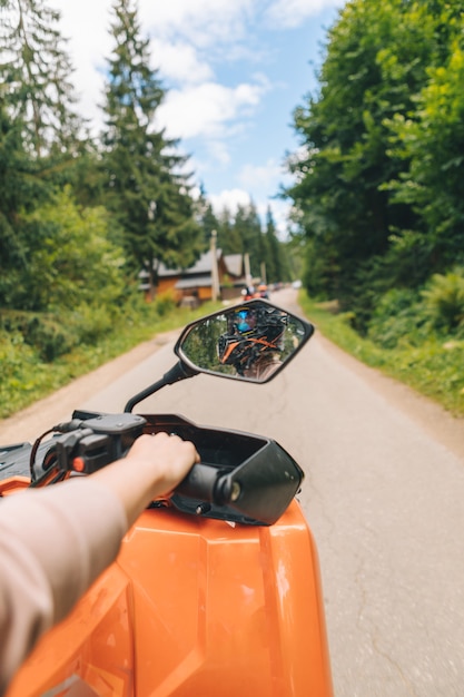 Atv ride concept de voyage extrême hors route