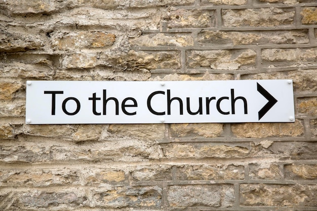 Au signe de l'Église en Angleterre, Royaume-Uni