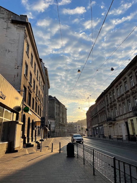 l'aube dans le centre de Lviv