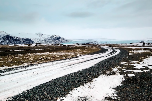 L'aube se lève près de Jokulsarlon