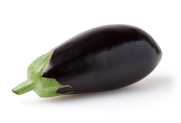 Aubergine isolé sur fond blanc avec un tracé de détourage