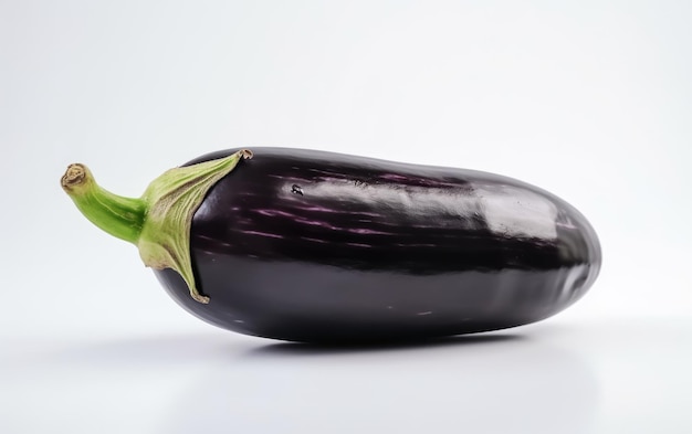 Une aubergine violette en gros plan isolée sur fond blanc des légumes frais générés par ai