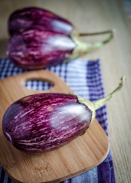 Aubergines Graffiti