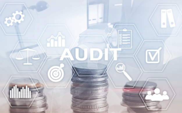 Audit Finance concept bancaire Double Exposure Coins Contexte financier et commercial