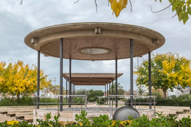 Auditorium en plein air dans le parc du Grau de Castellon dans le Levant espagnol