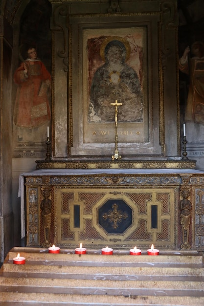 Autel de la Basilique de San Stefano à Bologne Italie