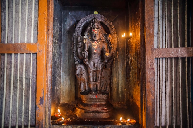 Autel dans le temple de Nageshwara KUMBAKONAM, INDE