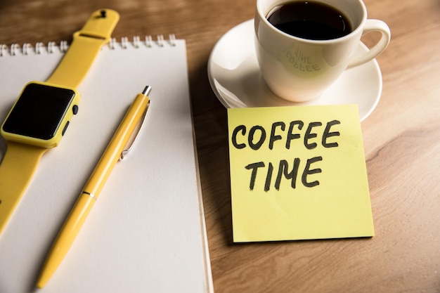 Autocollant avec inscription coffee time tasse à café et horloge