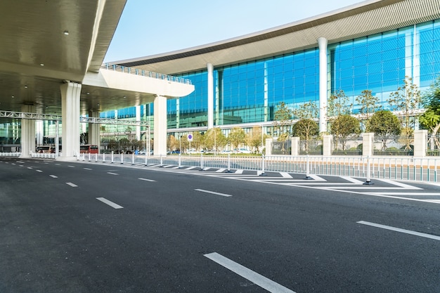 Autoroute à l&#39;aéroport de Chongqing, Chine