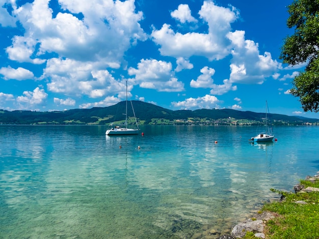 Autriche, Salzkammergut, bateaux sur le lac Traunsee