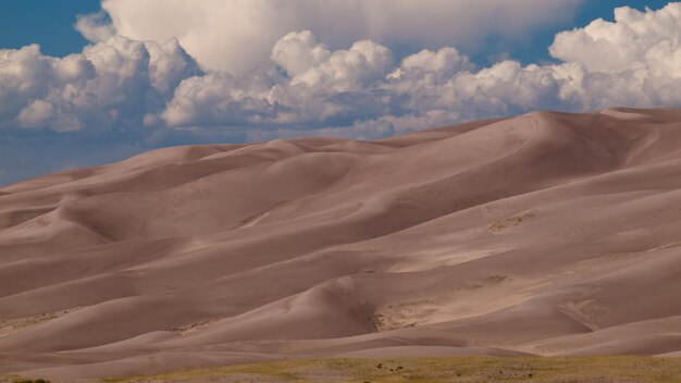 Avant le coucher du soleil à Great Sand Dunes National Park, Colorado.