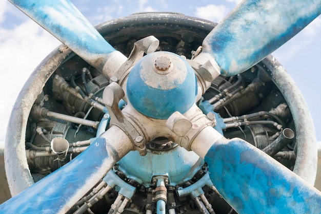 Photo avion à hélice bleu close up background