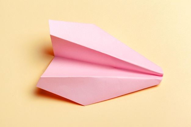 Avion en papier origami