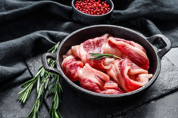 Bacon de boeuf cru, viande marbrée