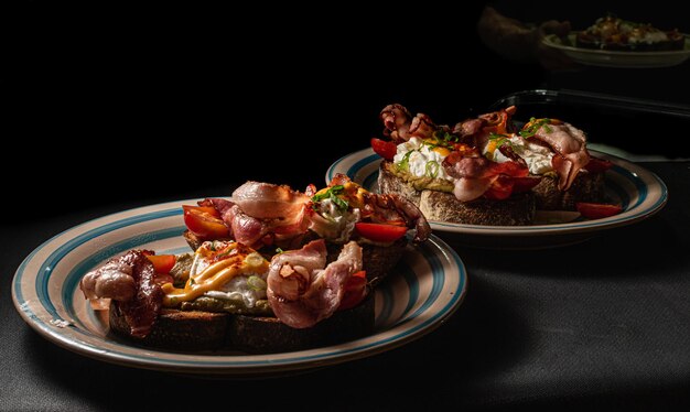 Bacon Œuf Tomate Petit Déjeuner Toast