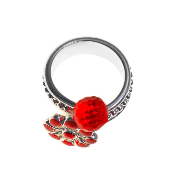 Bague avec verre rouge