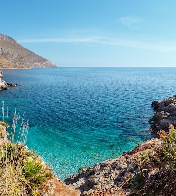 Photo baie de la mer dans le parc du zingaro sicile italie