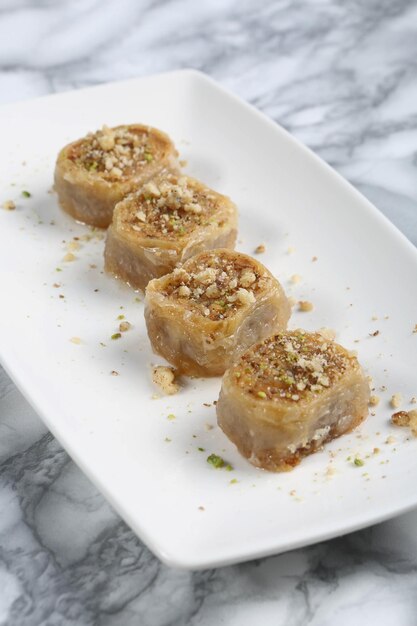 Baklava dessert turc traditionnel aux noix de cajou Baklava maison aux noix et au miel