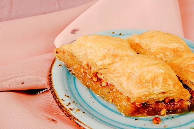 Baklava dessert turc traditionnel aux noix de cajou Baklava maison aux noix et au miel