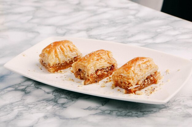 Baklava dessert turc traditionnel aux noix de cajou Baklava maison aux noix et au miel