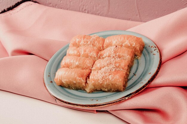 Baklava dessert turc traditionnel aux noix de cajou Baklava maison aux noix et au miel