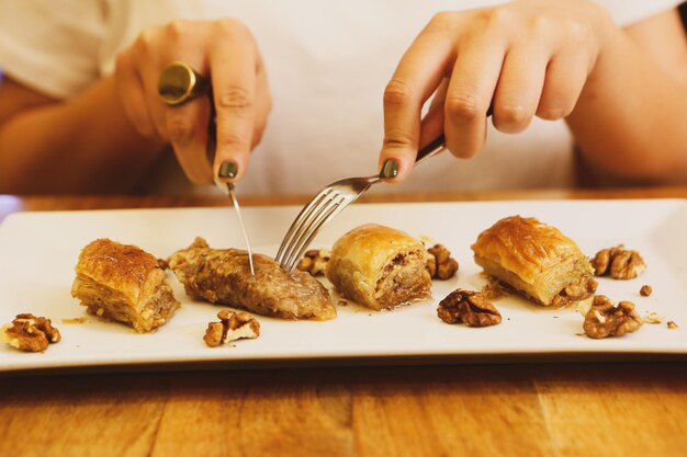 Baklava dessert turc traditionnel aux noix de cajou Baklava maison aux noix et au miel