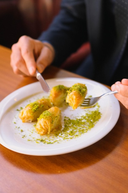 Baklava dessert turc traditionnel aux noix de cajou Baklava maison aux noix et au miel