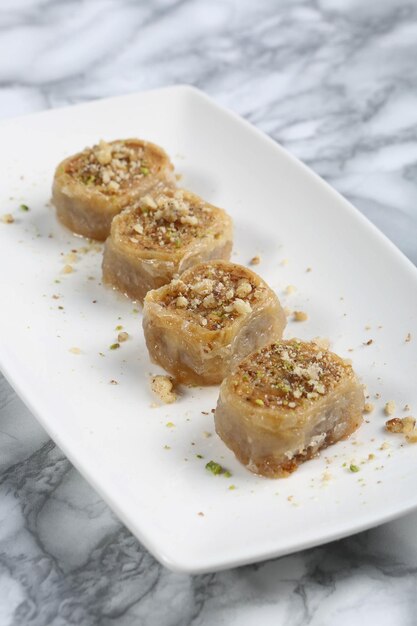 Baklava dessert turc traditionnel aux noix de cajou Baklava maison aux noix et au miel