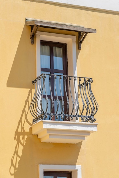 Balcon décoratif d'une maison en Turquie