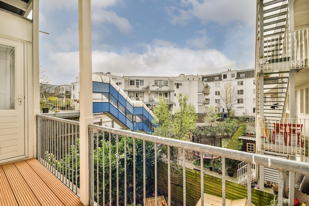 Balcon lumineux avec vue imprenable