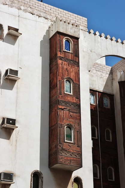 Le balcon vintage dans le quartier Al-balad de Djeddah en Arabie Saoudite