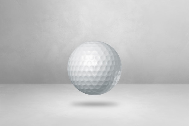 Balle de golf blanche isolée sur fond blanc. Illustration 3D