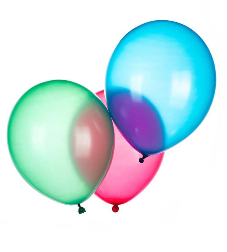 Photo ballons colorés isolés sur fond blanc.