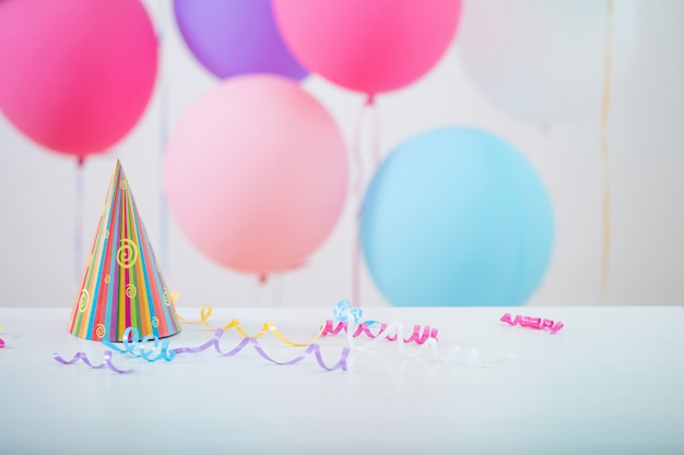 Ballons colorés pour l'anniversaire