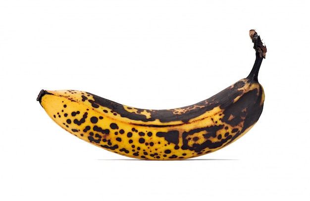 Banane pourrie isolée