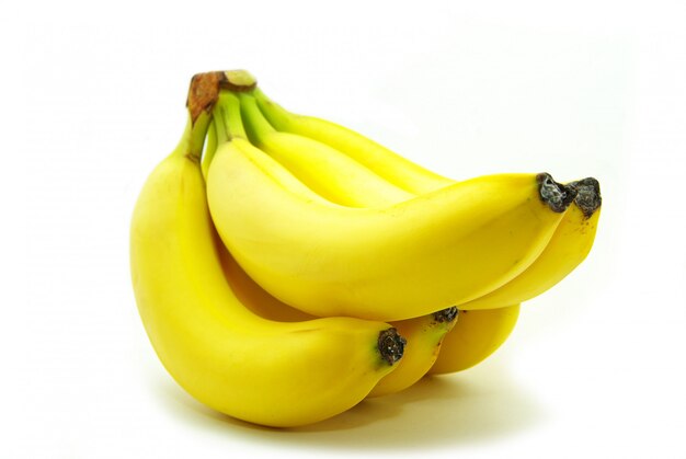 Bananes sur blanc