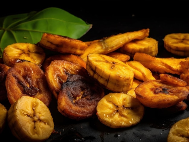 bananes frites à la texture croustillante et à la couleur brun doré