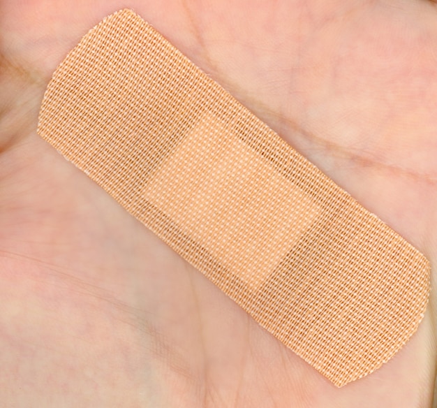 Bandage pansement à portée de main