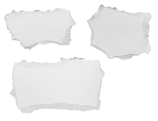 Bandes de bords déchirés papier déchiré blanc isolé sur fond blanc