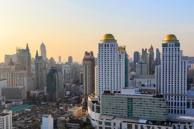 Bangkok métropole coucher de soleil paysage urbain en Thaïlande