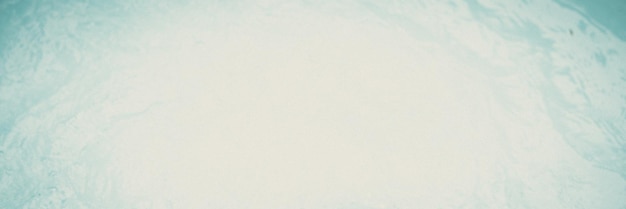 BANNER Vignette Abstrait nature réelle texture de la surface de l'eau espace de copie fond abstrait doux vue comme ciel Turquoise Couleur bleu gris pâle clair Design Simplicité Minimalisme Infini mélancolie