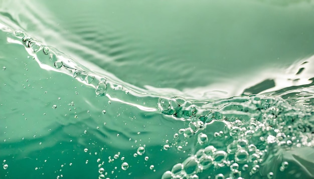 Bannière naturelle d'été à la mode Liquide à la menthe aquatique décentrée Texture de surface d'eau claire de couleur