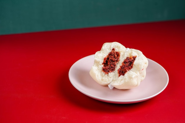 Photo baozi ou bakpao est un type de pain rempli de levure dans diverses cuisines chinoises