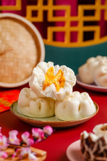 Photo baozi ou bakpao est un type de pain rempli de levure dans diverses cuisines chinoises