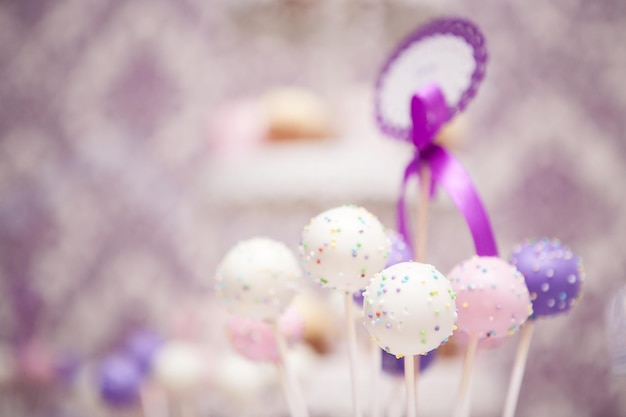 Bar à bonbons sucré au mariage. Célébration et fête