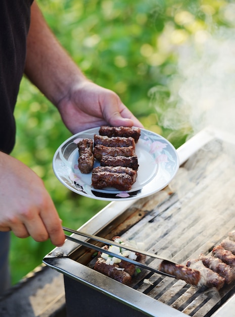 Barbecue barbecue grill extérieur